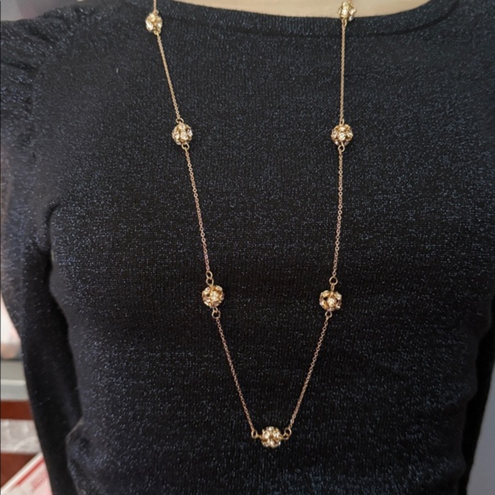 🛍NEW 🛍 BEAUTIFUL LONG ADJUSTABLE CHAIN Costume NECKLACE in package .